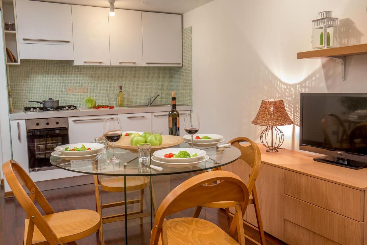 Navona White Apartment Roma Esterno foto